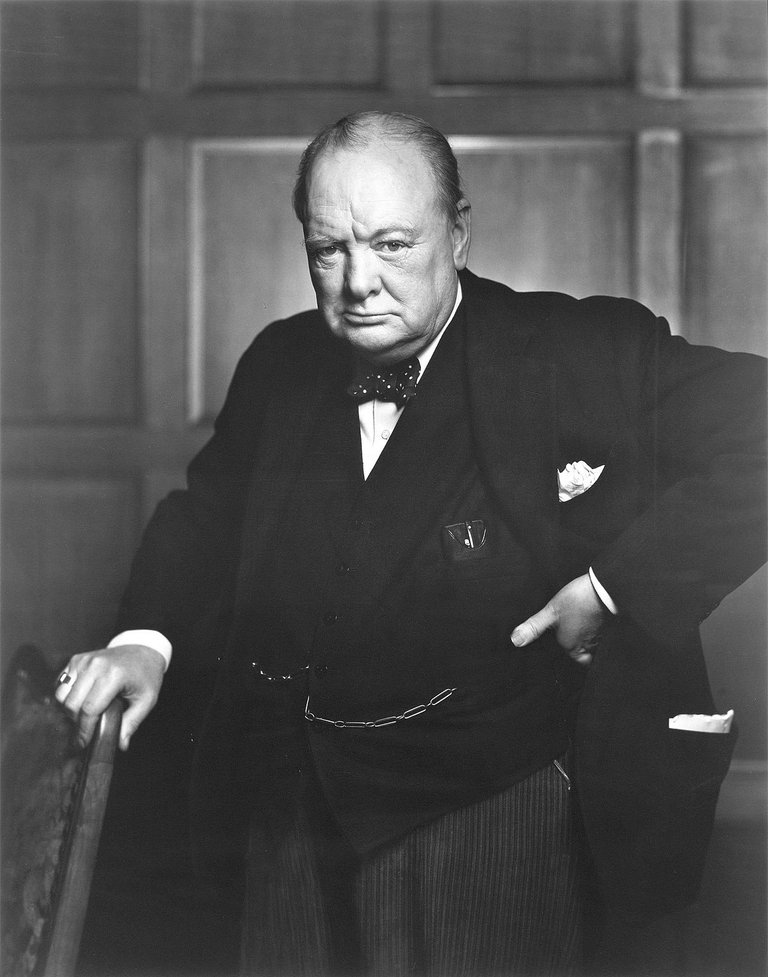 Sir_Winston_Churchill_-_19086236948.jpg