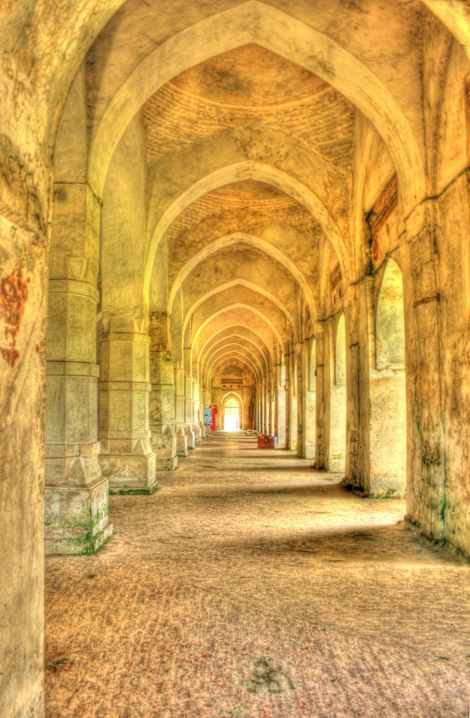 Shait-Gumbad-Mosque-Inside-View.jpg