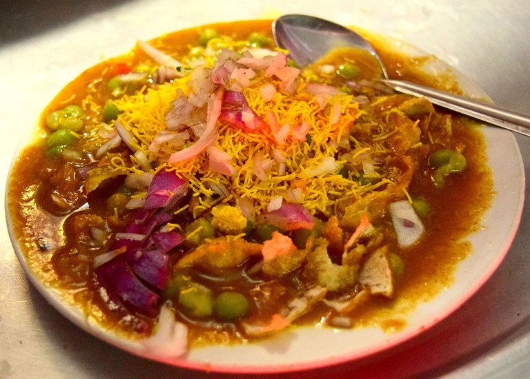 1200px-Masala_puri.jpg