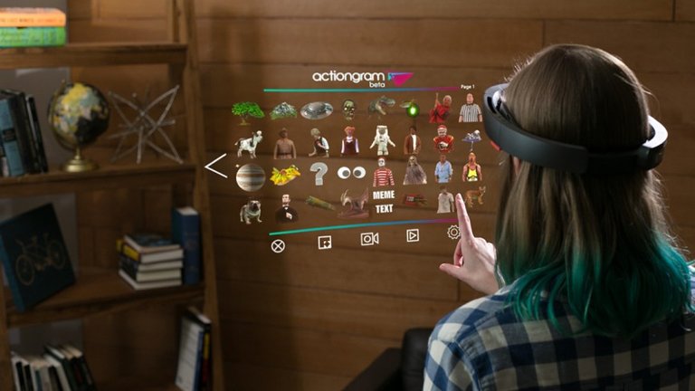 hololens-actiongram-1460795037-DkGa-column-width-inline.jpg