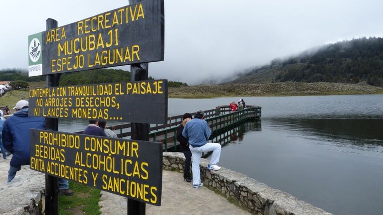 Laguna-de-Mucubaji.jpg