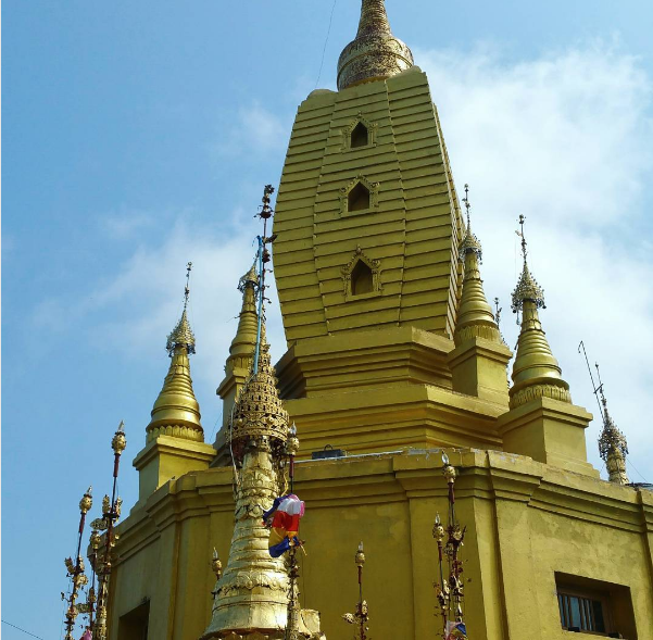 Taung Kalat Monastery 5.png