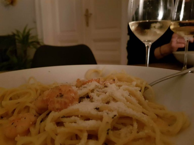 spagetti scampi.jpg