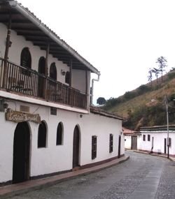 POSADA ISNOTU.jpg