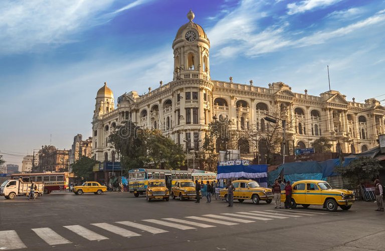 famous-indian-city-road-landmark-chowringhee-dharamtala-crossing-kolkata-metropolitan-colonial-heritage-building-india-87709166.jpg