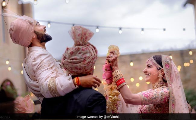 virat-kohli-anushka-sharma-wedding_650x400_71513011857.jpg