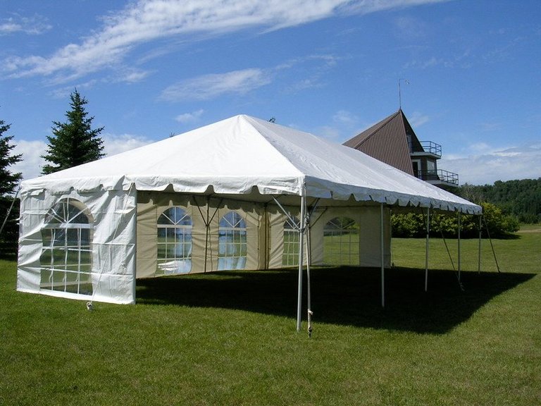 tent1.jpg