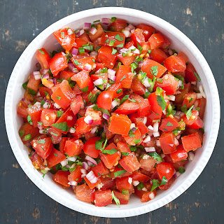 SFS_Fresh_20Tomato_20Salsa_01 (1).jpg