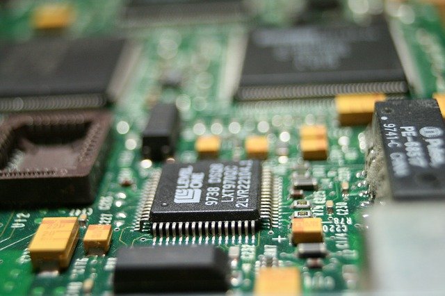 motherboard-697768_640.jpg