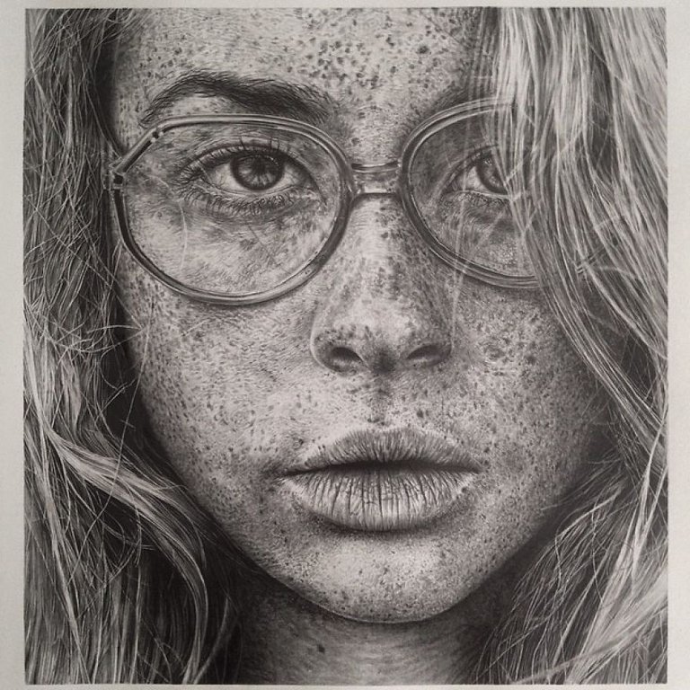 Artist-makes-hyper-realistic-drawings-to-the-point-where-we-see-the-pores-of-the-skin-5aea73ede826d__880.jpg