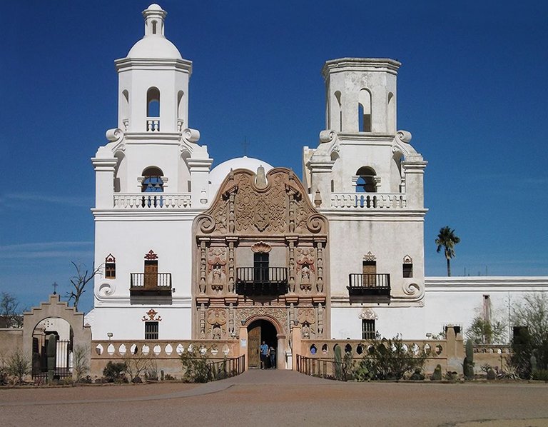 mission san xavier del bac2.jpg