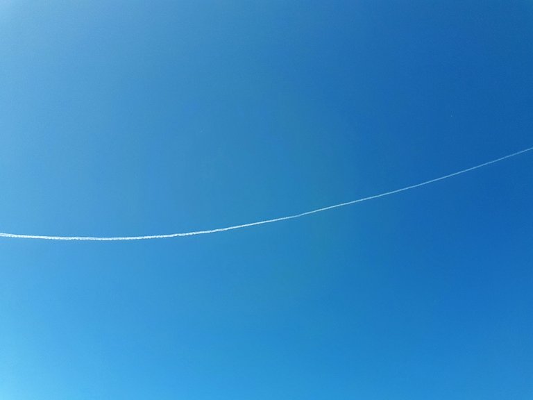 aircraft draws in the sky