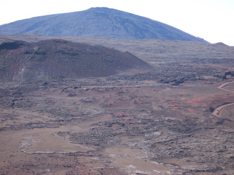 Piton_de_la_Fournaise_1.JPG