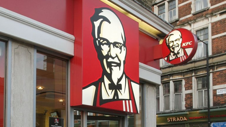 skynews-kfc-clapham-fast-food_4235069.jpg