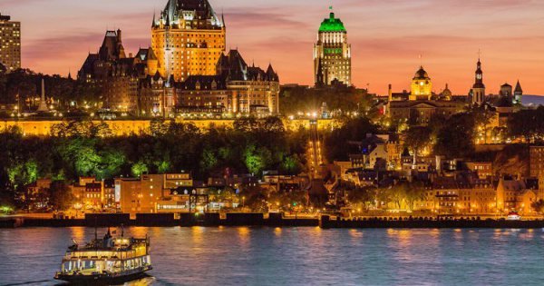 St-Lawrence-River-Chateau-Frontenac-Quebec-City-by-nationalgeographic.com-10-most-beautiful-places-to-visit-in-Canada.jpg