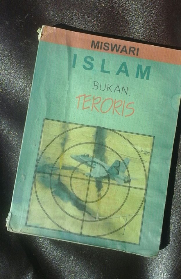 buku pertamaku.jpg