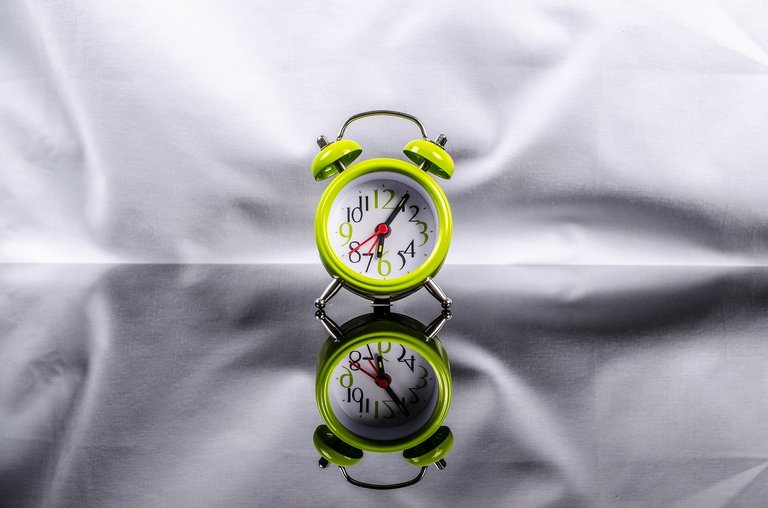 clock-316604_1280.jpg