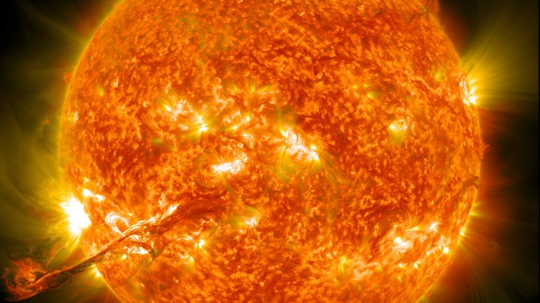 Spectacular-sun-nasa-wallpapers.jpg