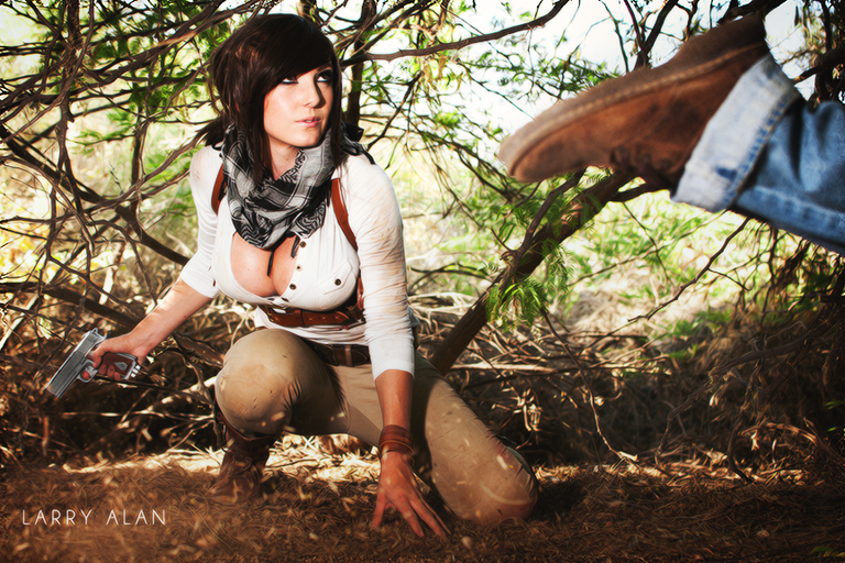 Natalie-Drake-Uncharted-jessica-nigri-34746292-864-576.png