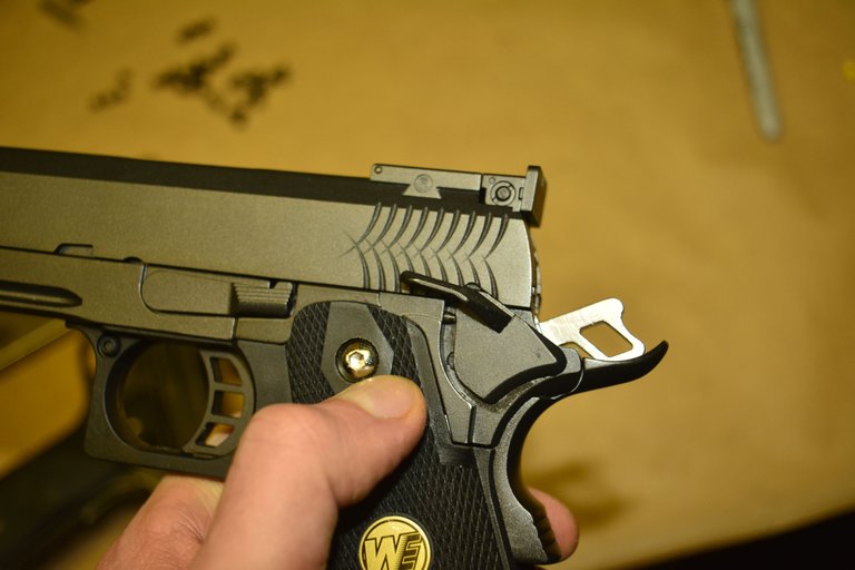 colt capa4.JPG