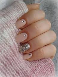 nails1.jpg