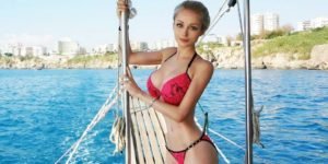 Valeria-Lukyanova-barbie-doll-1-300x150.jpg