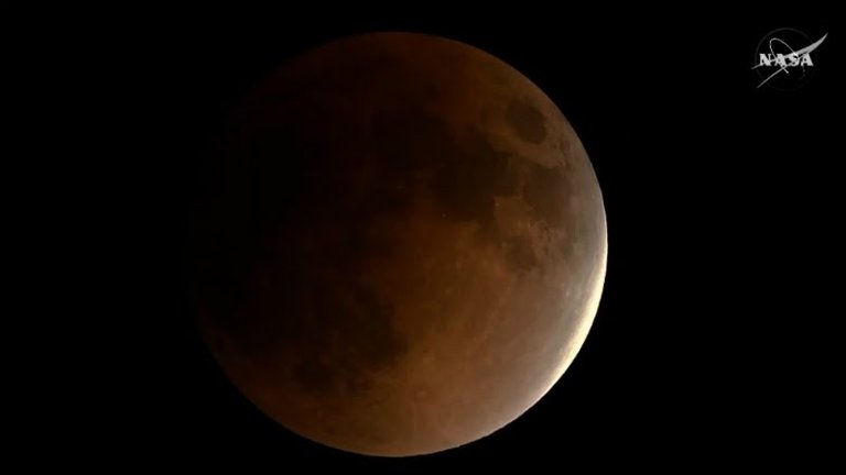 Super_Blue_Blood_Moon_2018_Lunar_Eclipse_1517403316779.jpg