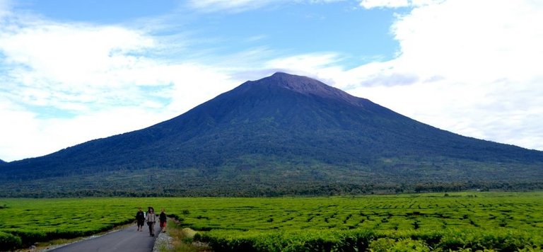 gunung-kerinci-jambi.jpg