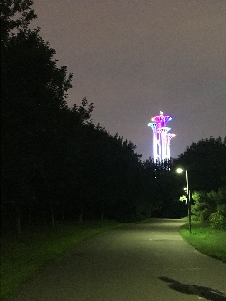 夜晚.jpg