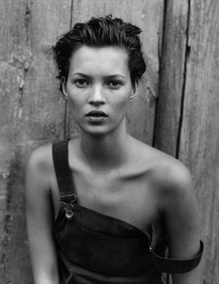 3_Kate_Moss_Lindbergh.jpg