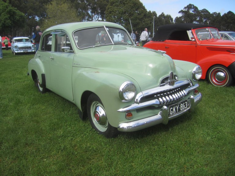 Holden_Special_FJ_Sedan.jpg