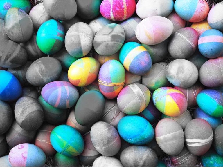 eggs-easter-colorful-sweet.jpg