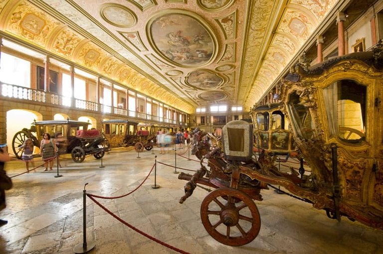 Museu-Nacional-dos-Coches.jpg