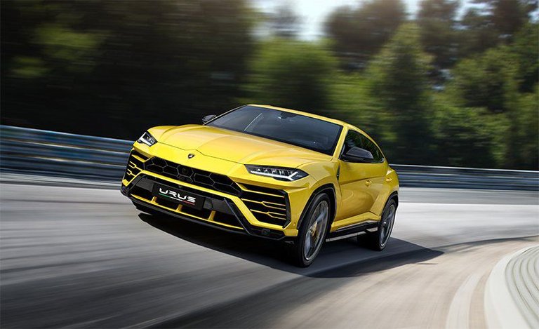 2019-lamborghini-urus-inline2-photo-697442-s-original.jpg