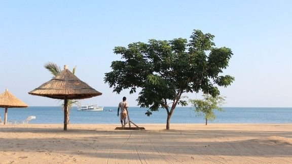 131216061921-lake-malawi-live-video.jpg