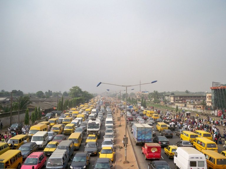 traffic in lagos.jpeg