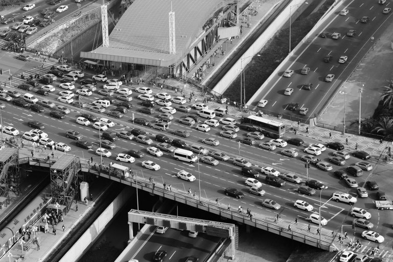 in_queue_TelAviv_Victor_Bezrukov.jpg