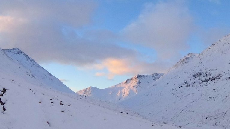 9 Early morning sunlight on Beinn Fhada (Bidean) better.jpg