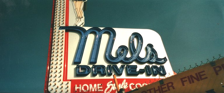 mels_drivein.jpg