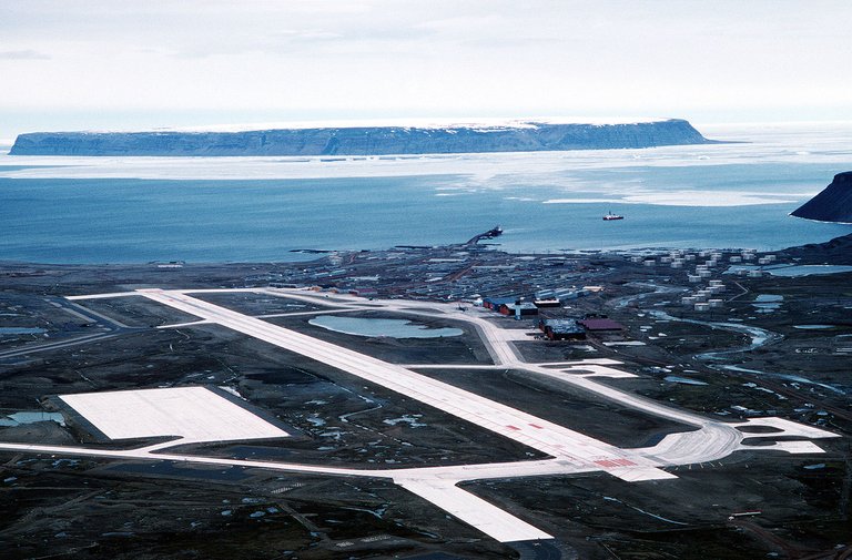 1280px-Thule_Air_Base_aerial_view.jpg