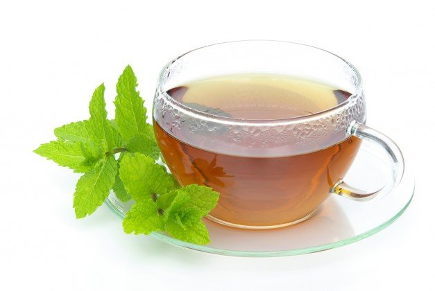 Making-decious-Mint-tea.jpg