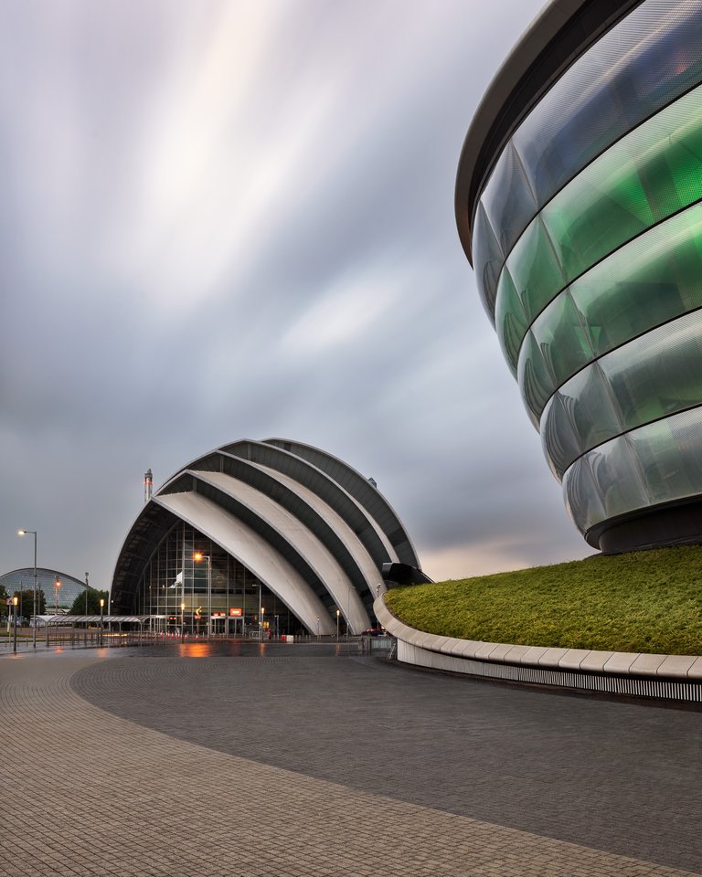 Modern-Buildings-SEC-Armadillo-and-SSE-Hydro-in-the-Evening-Glasgow-United-Kindgdom.jpg