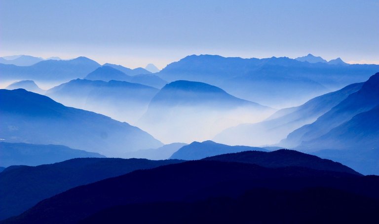 misty-blue-mountains.jpg