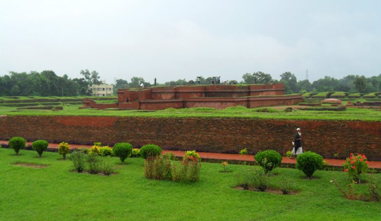 Shalbon-vihara-05-by-Sakib-Ahmed-Nasim.jpg