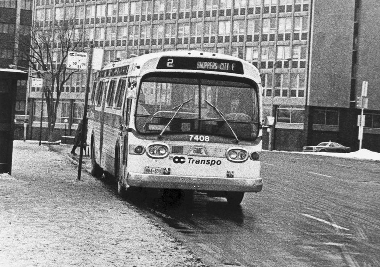 70's bus in ottawa.jpg