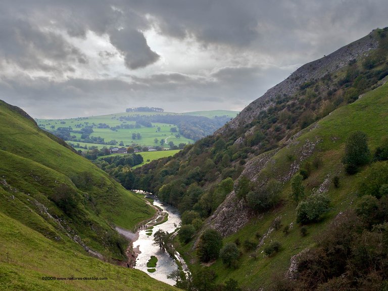 dovedale-valley-hills.jpg