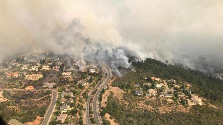 104763296-RTS1FSTV-california-fire.720x405.jpg