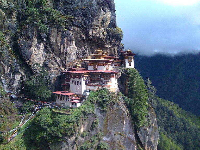 Tigers-Nest-of-the-Paro-Valley..jpg