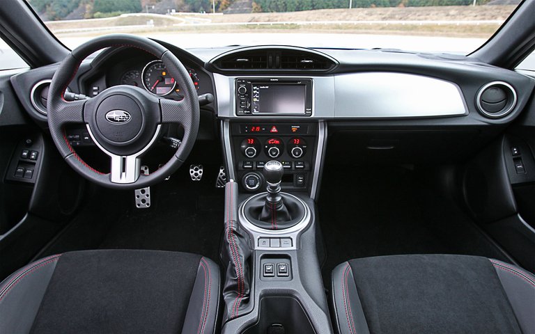 2013-Subaru-BRZ_7.jpg