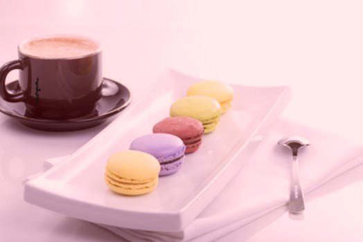 macaroon-personalise-pastry.jpg